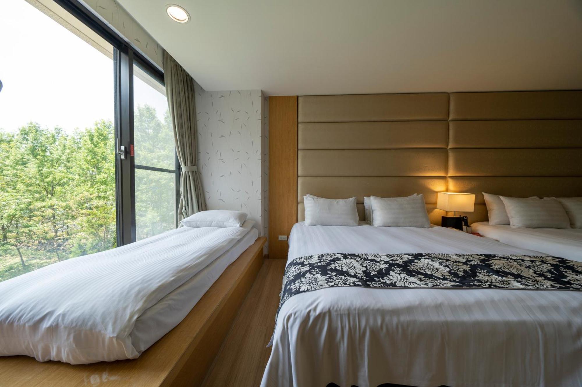 Tai-Yi Red Maple Resort Puli Exterior photo
