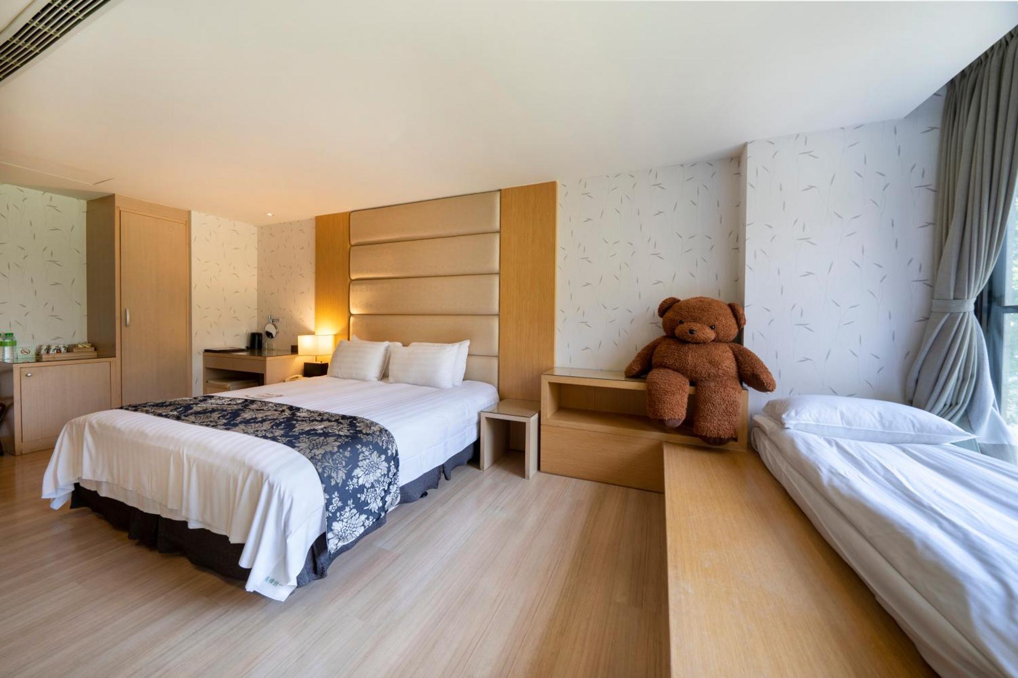 Tai-Yi Red Maple Resort Puli Exterior photo